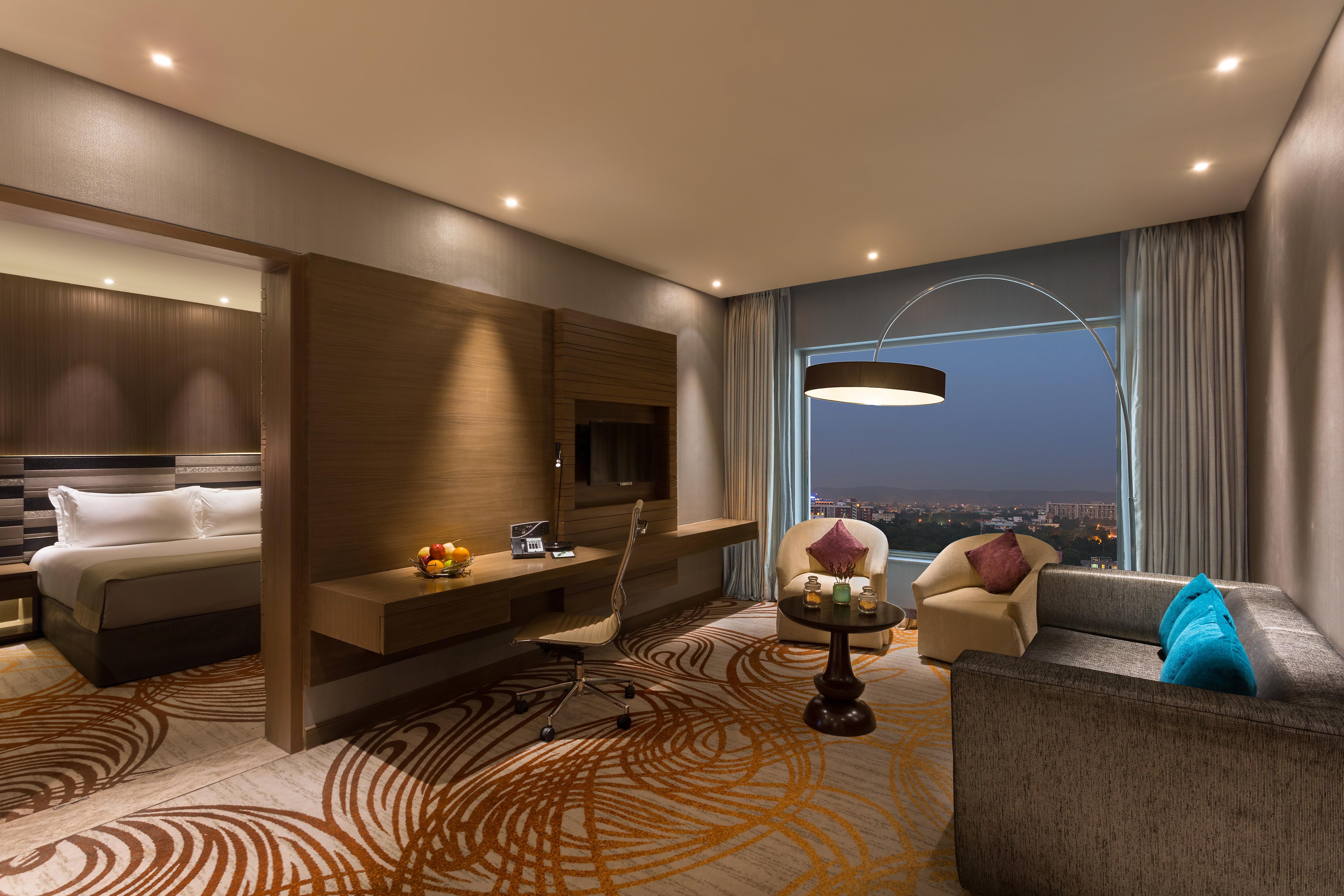 Holiday Inn Jaipur City Centre By Ihg Exterior photo Suite
